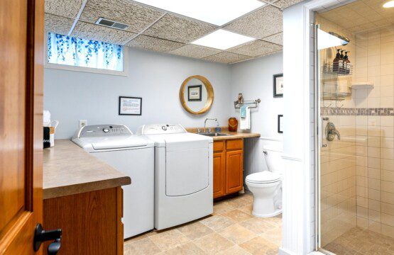 2963 Lower Laundry Just Beachy