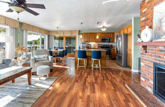 2963 living room 3 Just Beachy