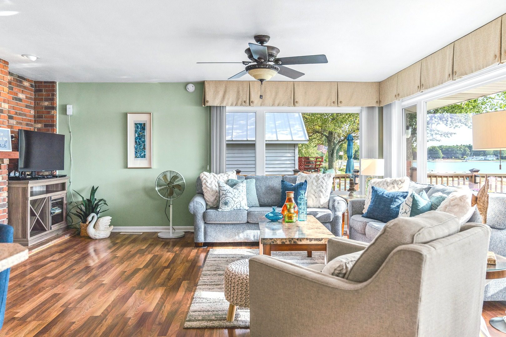 2963 living room 4 Just Beachy