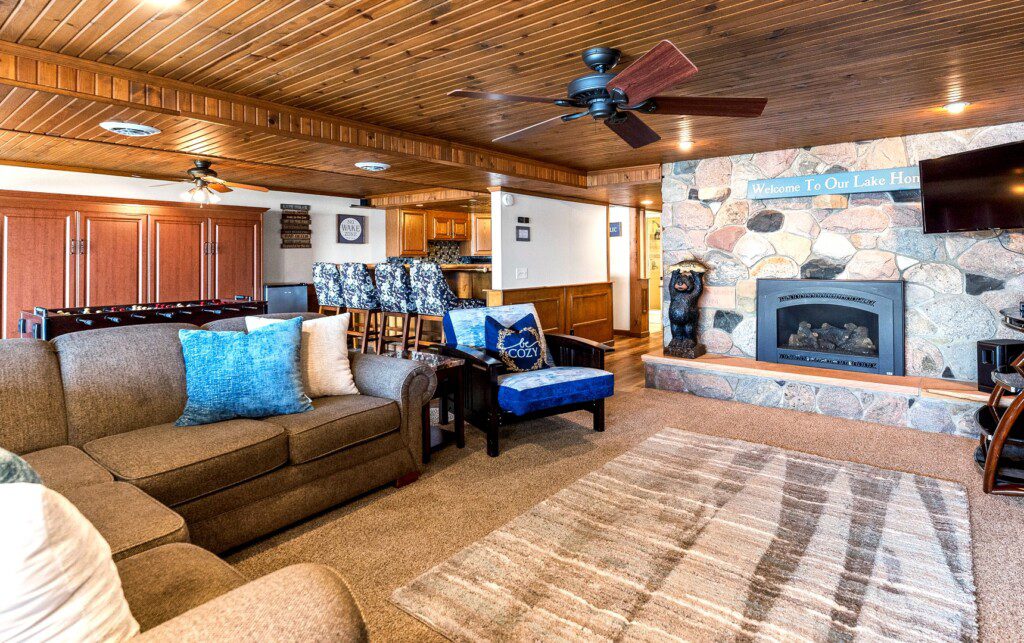 2966 Lower Level 3 Just Beachy