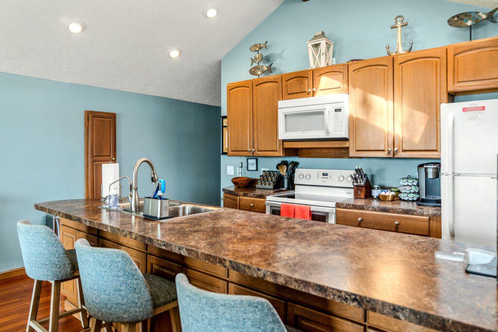 2971 Kitchen area Blue Haven
