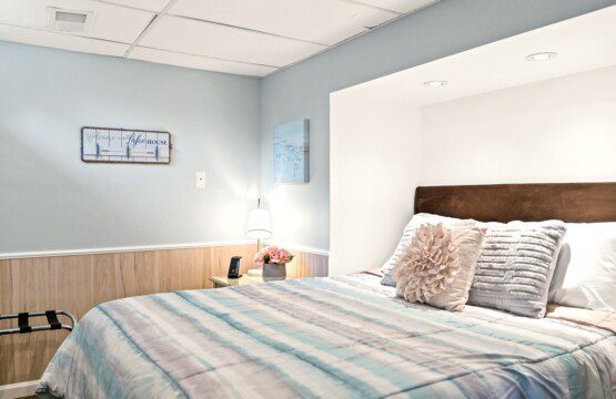 2971 Lower level Queen Bedroom Blue Haven