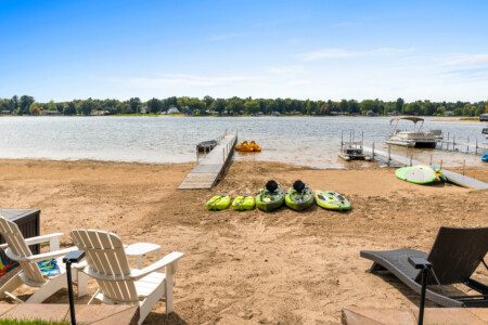 2971 beach and Kayaks Blue Haven