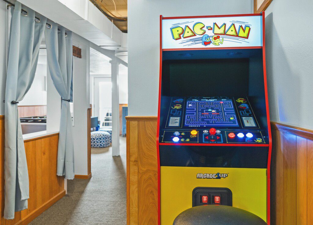 2971 lower living hallway Games Room Blue Haven